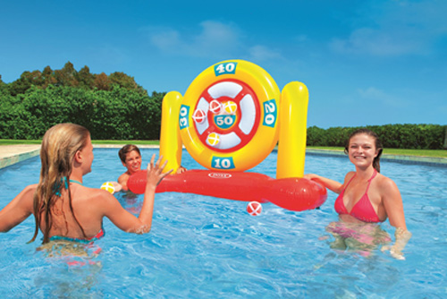 Swimming pool ball darts game